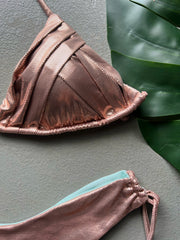 GLOSSBABE Metallic Gold Rose Pleated V Cut Set