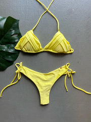 Amarillo Bebe Pleated V Cut Set