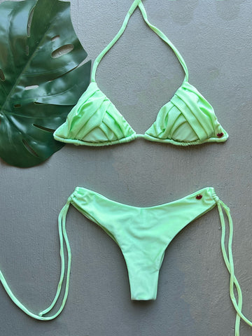 Verde Menta Pleated V Cut Set