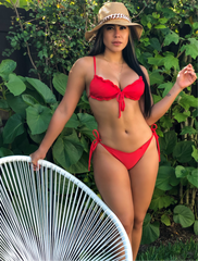 Rojo Front Knotted Set